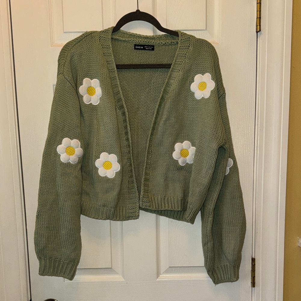 SHEIN Green Floral Cardigan